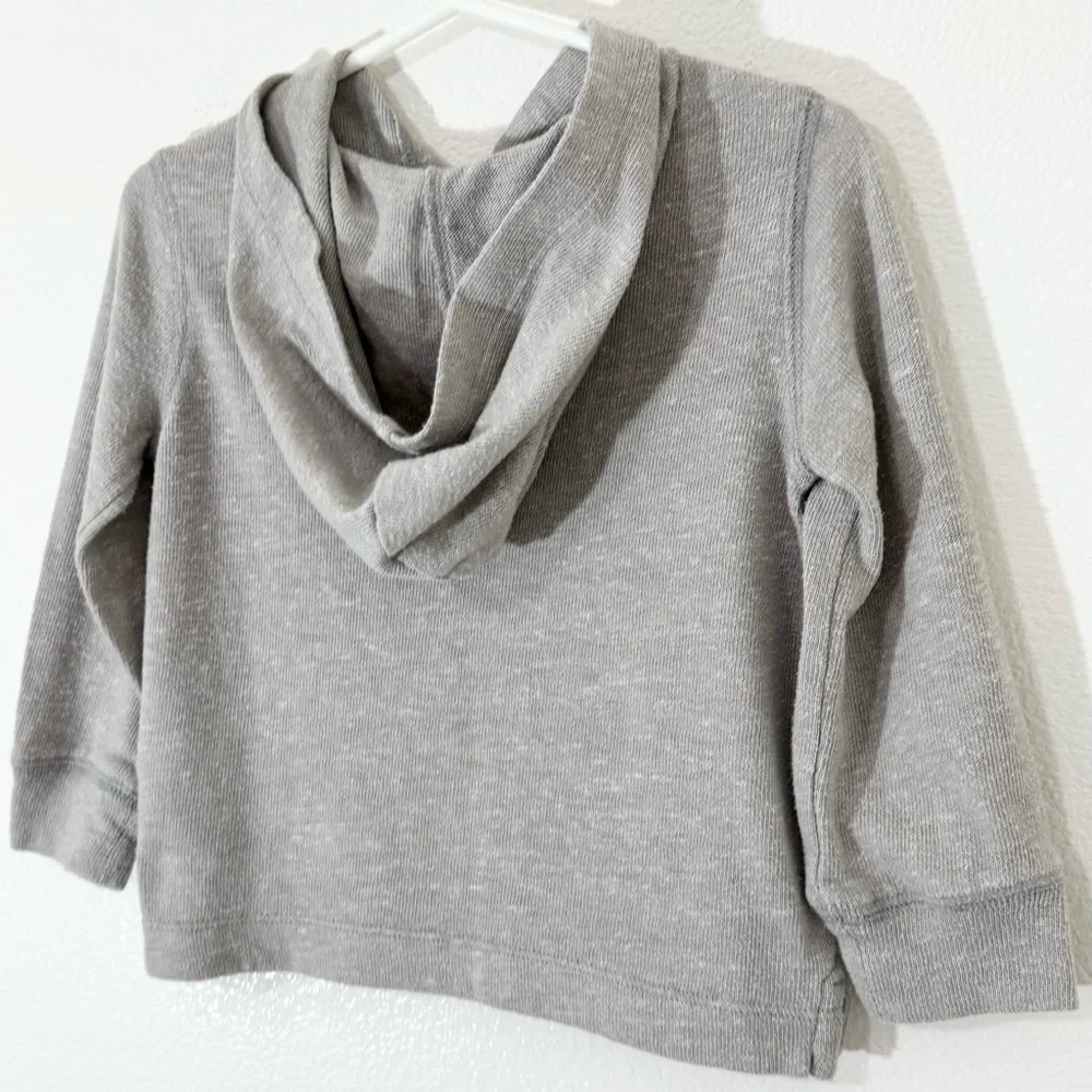 BABY GAP • TODDLER BOYS' SILVER LONG SLEEVE SNIT HOODIE - 2T - Picture 8 of 9